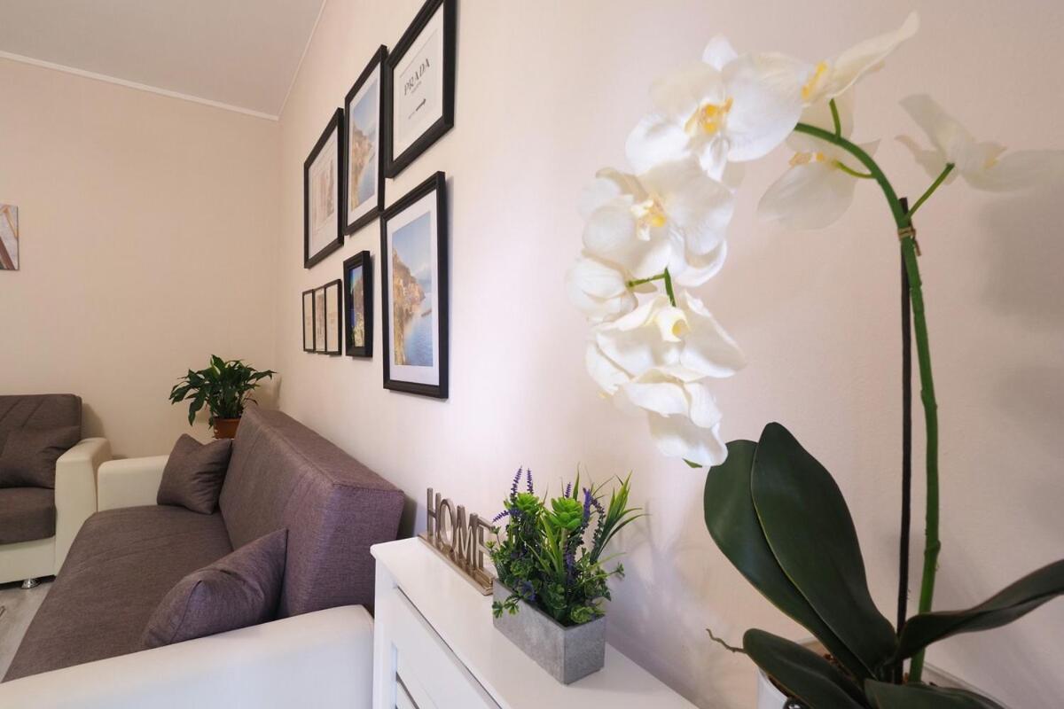 Melody'S House Apartment Como Exterior foto
